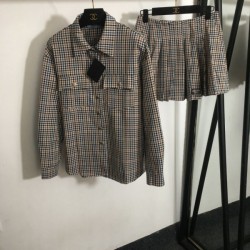 PRADA Top and bottom set 2024FW Personal style