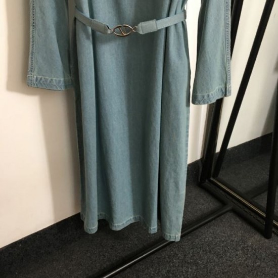 VALENTINO Dress 2024FW Modern Style VALENTINO Dress 2024FW Modern Style