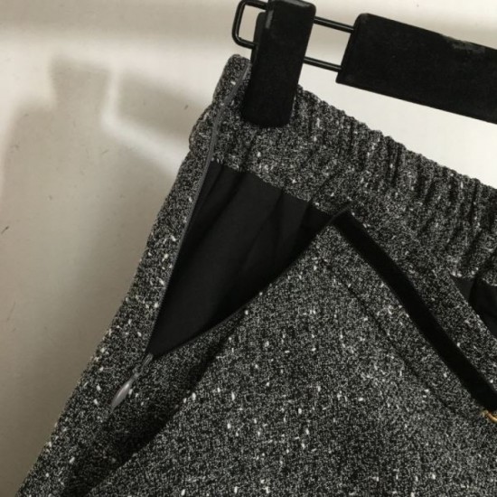 VALENTINO Trapezoid Skirt 2024FW Latest and Stylish VALENTINO Trapezoid Skirt 2024FW Latest and Stylish