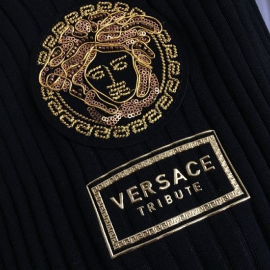 2024SS One Piece VERSACE Explosively popular this season 2024SS One Piece VERSACE Explosively popular this season