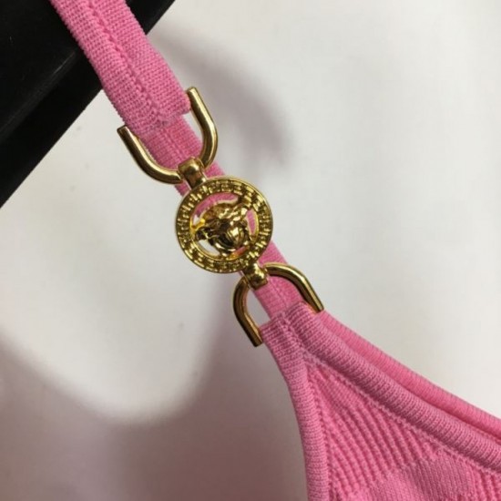 2024SS One Piece VERSACE Popular colors now in stock! 2024SS One Piece VERSACE Popular colors now in stock!