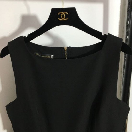 2024SS One Piece VERSACE A strong sense of neatness 2024SS One Piece VERSACE A strong sense of neatness