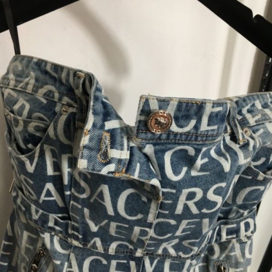 2024SS One Piece VERSACE Also available as a limited gift 2024SS One Piece VERSACE Also available as a limited gift