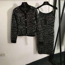 VERSACE Versace 2-piece setup 2024FW Super stylish and popular