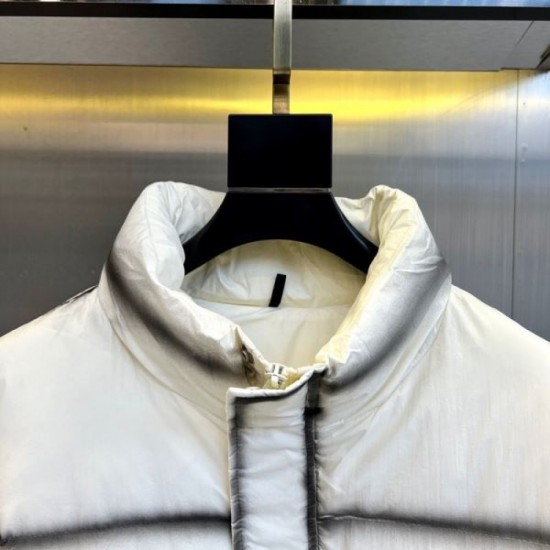 2024FW BALENCIAGA Balenciaga is sold out this time! Down jacket for men 2024FW BALENCIAGA Balenciaga is sold out this time! Down jacket for men