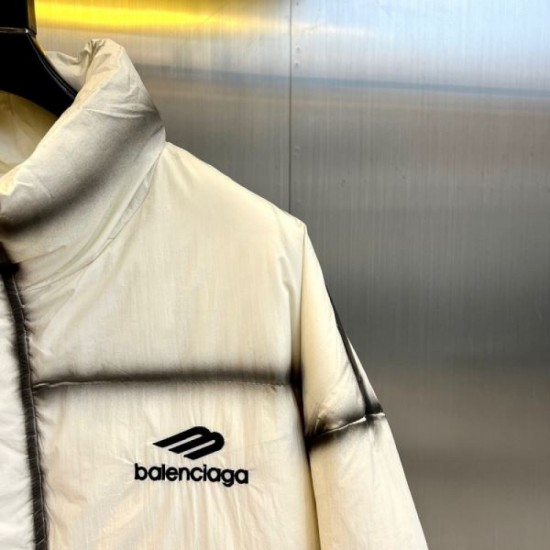 2024FW BALENCIAGA Balenciaga is sold out this time! Down jacket for men 2024FW BALENCIAGA Balenciaga is sold out this time! Down jacket for men