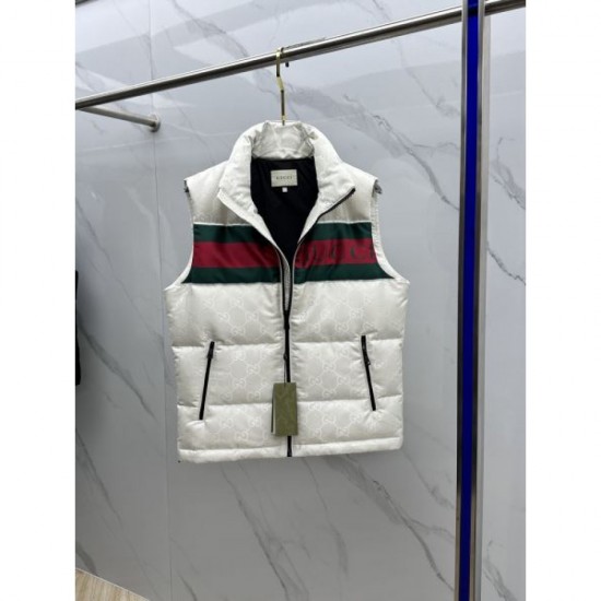 2024FW GUCCI A must-see for those who missed out on this season! Down vest for men 2024FW GUCCI A must-see for those who missed out on this season! Down vest for men