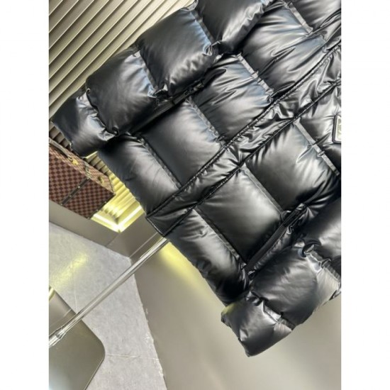 2024FW PRADA Prada This year's popular classic new men's down jacket 2024FW PRADA Prada This year's popular classic new men's down jacket