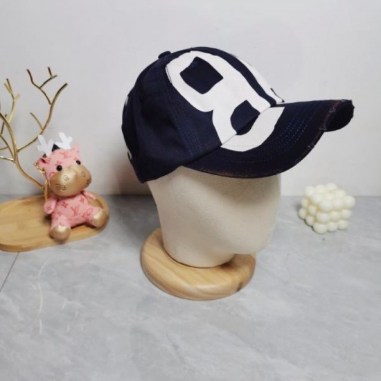 2024SS Hat BALENCIAGA Balenciaga Super Rare Popular Sale 2024SS Hat BALENCIAGA Balenciaga Super Rare Popular Sale