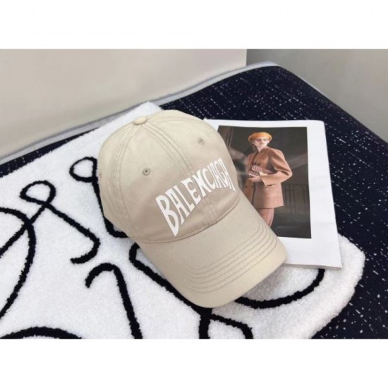 BALENCIAGA Balenciaga 2024SS hat that makes it easy to dress up BALENCIAGA Balenciaga 2024SS hat that makes it easy to dress up