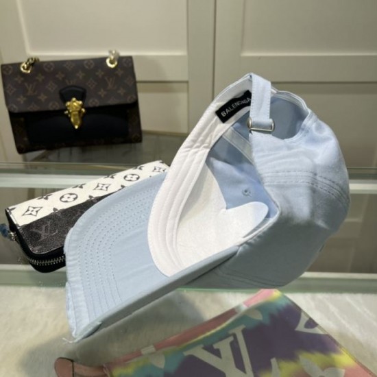 BALENCIAGA Balenciaga 2024SS hat for elegant casual coordination BALENCIAGA Balenciaga 2024SS hat for elegant casual coordination
