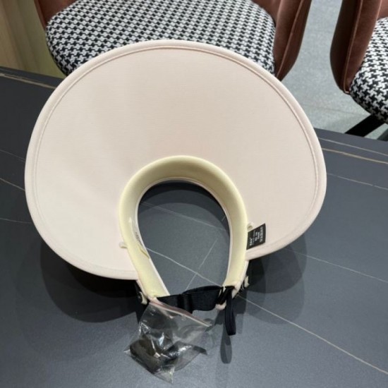 CELINE CELINE New Summer 2024SS hat that can create a new look CELINE CELINE New Summer 2024SS hat that can create a new look