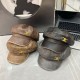 CELINE Adult style 2024SS hat perfect for everyday use CELINE Adult style 2024SS hat perfect for everyday use