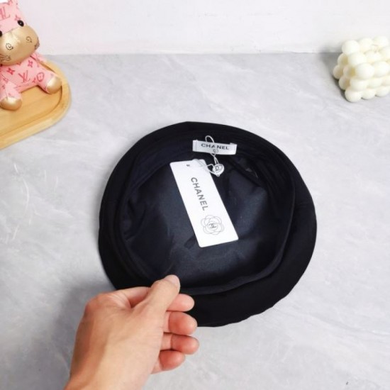 2024SS Hat CHANEL A must-see for those who missed out on buying this season! 2024SS Hat CHANEL A must-see for those who missed out on buying this season!
