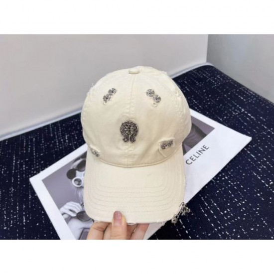 CHROME HEARTS 2024SS hat that is useful regardless of the season CHROME HEARTS 2024SS hat that is useful regardless of the season