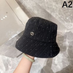 GUCCI 2024SS hat with the impression of a fashionable expert