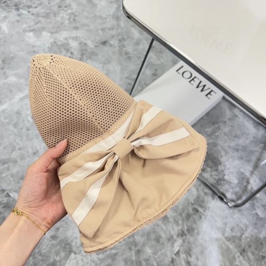 LOEWE This season's hottest trends 2024SS hats LOEWE This season's hottest trends 2024SS hats