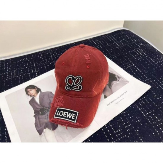 LOEWE 2024SS hat that will be useful for this spring/summer coordination LOEWE 2024SS hat that will be useful for this spring/summer coordination