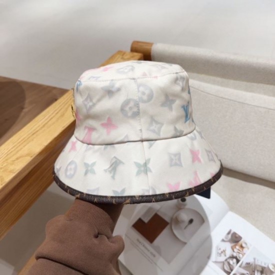 2024SS hat LOUIS VUITTON Louis Vuitton trend style! 2024SS hat LOUIS VUITTON Louis Vuitton trend style!