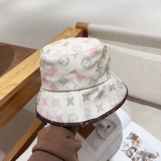 2024SS hat LOUIS VUITTON Louis Vuitton trend style! 2024SS hat LOUIS VUITTON Louis Vuitton trend style!