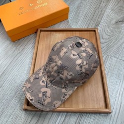 LOUIS VUITTON 2024SS hat that goes surprisingly well with you