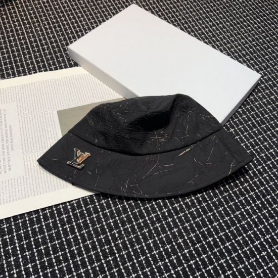 LOUIS VUITTON This season's best new 2024SS hat LOUIS VUITTON This season's best new 2024SS hat