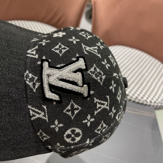LOUIS VUITTON Half Price SALE Hard to Get 2024SS Hat LOUIS VUITTON Half Price SALE Hard to Get 2024SS Hat