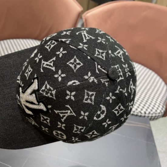 LOUIS VUITTON Half Price SALE Hard to Get 2024SS Hat LOUIS VUITTON Half Price SALE Hard to Get 2024SS Hat