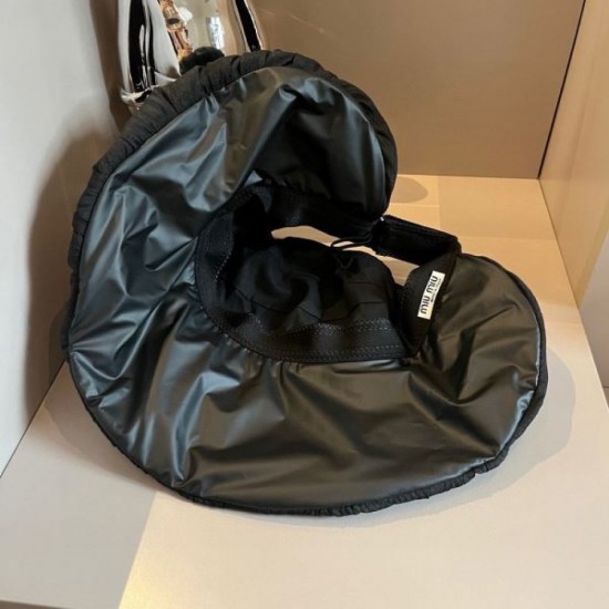 2024SS hat MIU MIU Miu Miu is attracting a lot of attention 2024SS hat MIU MIU Miu Miu is attracting a lot of attention