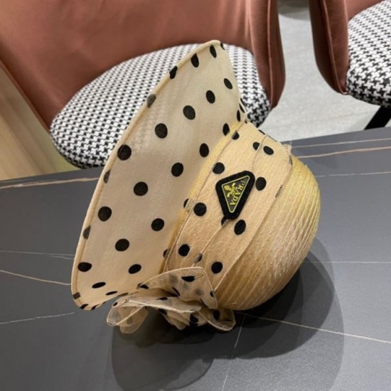 PRADA Eye-catching style this summer 2024SS hat PRADA Eye-catching style this summer 2024SS hat