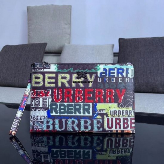 2024SS Popular item in magazines and on the streets BURBERRY Burberry clutch bag 2024SS Popular item in magazines and on the streets BURBERRY Burberry clutch bag