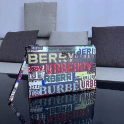 2024SS Popular item in magazines and on the streets BURBERRY Burberry clutch bag