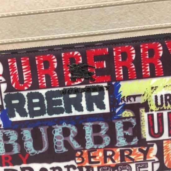 2024SS continues to be popular Limited item BURBERRY Burberry clutch bag 2024SS continues to be popular Limited item BURBERRY Burberry clutch bag