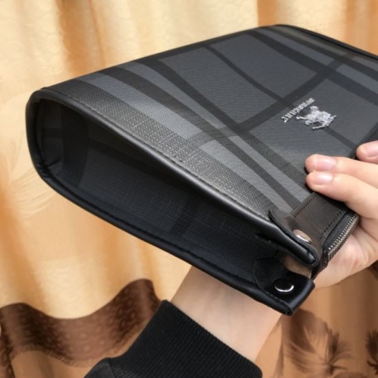 2024SS continues to be a popular item BURBERRY Burberry clutch bag 2024SS continues to be a popular item BURBERRY Burberry clutch bag