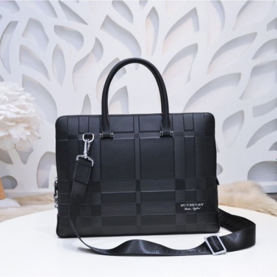 2024SS BURBERRY Burberry briefcase that is especially noteworthy 2024SS BURBERRY Burberry briefcase that is especially noteworthy