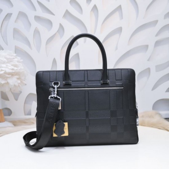 2024SS BURBERRY Burberry briefcase that is especially noteworthy 2024SS BURBERRY Burberry briefcase that is especially noteworthy