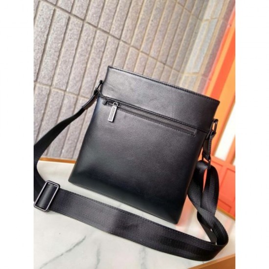 2024FW Shoulder Bag BURBERRY Burberry Autumn New Item Not Available in Japan 2024FW Shoulder Bag BURBERRY Burberry Autumn New Item Not Available in Japan