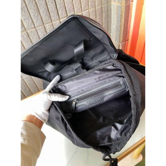 2024FW Backpack BURBERRY Burberry Makes you look cool 2024FW Backpack BURBERRY Burberry Makes you look cool