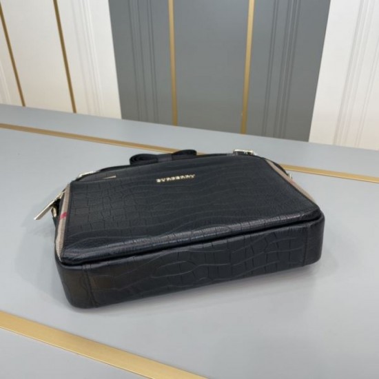 2024FW Shoulder Bag BURBERRY Burberry At least 1 week Not released in Japan 2024FW Shoulder Bag BURBERRY Burberry At least 1 week Not released in Japan