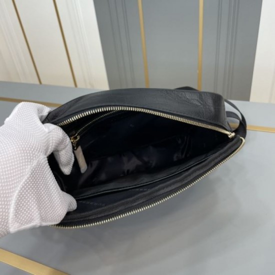 2024FW Shoulder Bag BURBERRY Burberry At least 1 week Not released in Japan 2024FW Shoulder Bag BURBERRY Burberry At least 1 week Not released in Japan