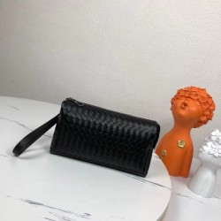 2024SS Limited time discount BOTTEGA VENETA Bottega Veneta clutch bag