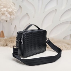 2024SS Hot Topic BOTTEGA VENETA Bottega Veneta Shoulder Bag