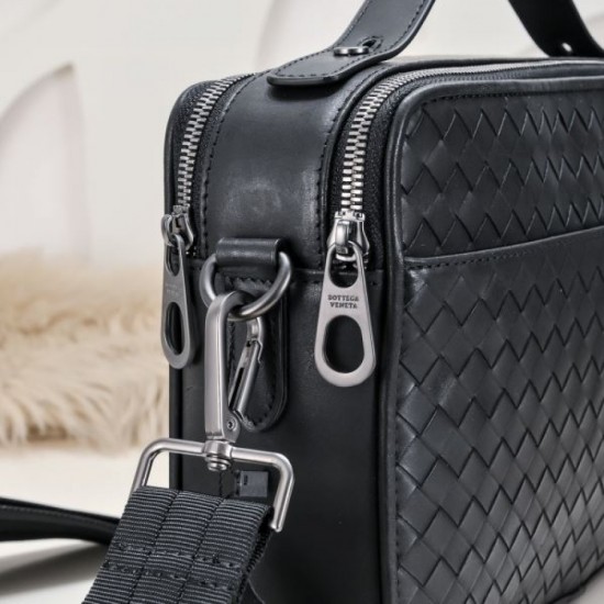 2024SS Keep an Eye on BOTTEGA VENETA Bottega Veneta Shoulder Bag 2024SS Keep an Eye on BOTTEGA VENETA Bottega Veneta Shoulder Bag