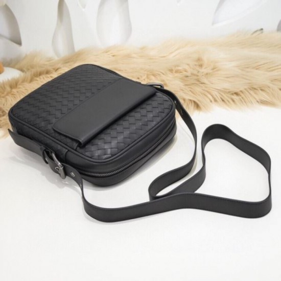2024FW Shoulder Bag BOTTEGA VENETA Bottega Veneta Released in extreme condition! 2024FW Shoulder Bag BOTTEGA VENETA Bottega Veneta Released in extreme condition!