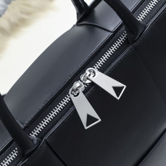 2024FW Briefcase BOTTEGA VENETA Bottega Veneta Gift OK 2024FW Briefcase BOTTEGA VENETA Bottega Veneta Gift OK