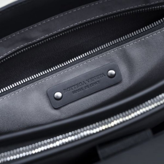 2024FW Briefcase BOTTEGA VENETA Bottega Veneta Very popular this year 2024FW Briefcase BOTTEGA VENETA Bottega Veneta Very popular this year