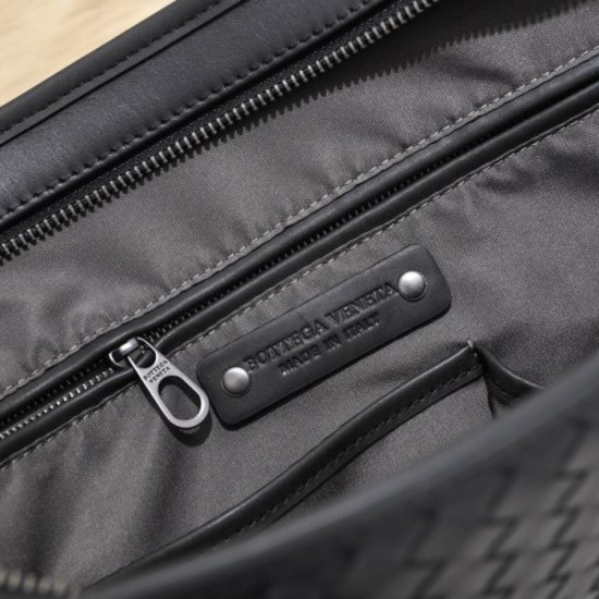 2024FW Briefcase BOTTEGA VENETA Bottega Veneta Celebrity favorite 2024FW Briefcase BOTTEGA VENETA Bottega Veneta Celebrity favorite