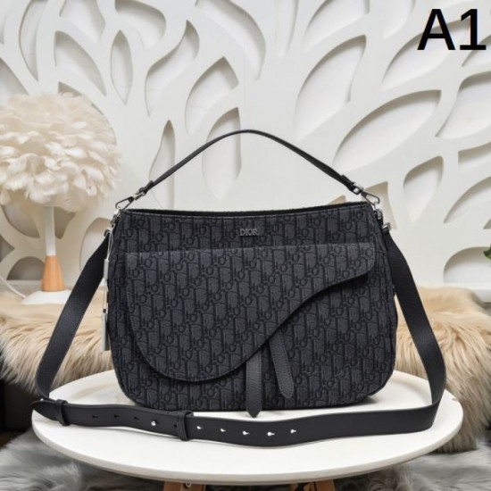2024SS Miracle Sale Special Price! DIOR Shoulder bag 2024SS Miracle Sale Special Price! DIOR Shoulder bag