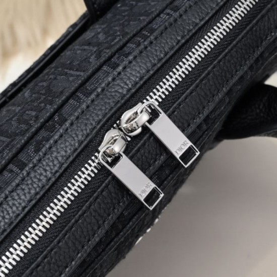 2024SS New item that is attracting attention DIOR Dior briefcase 2024SS New item that is attracting attention DIOR Dior briefcase