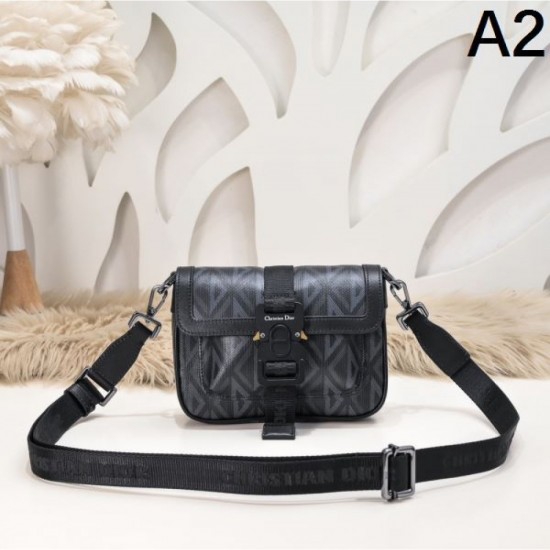 2024FW Shoulder bag DIOR Popular item in magazines and on the street 2024FW Shoulder bag DIOR Popular item in magazines and on the street